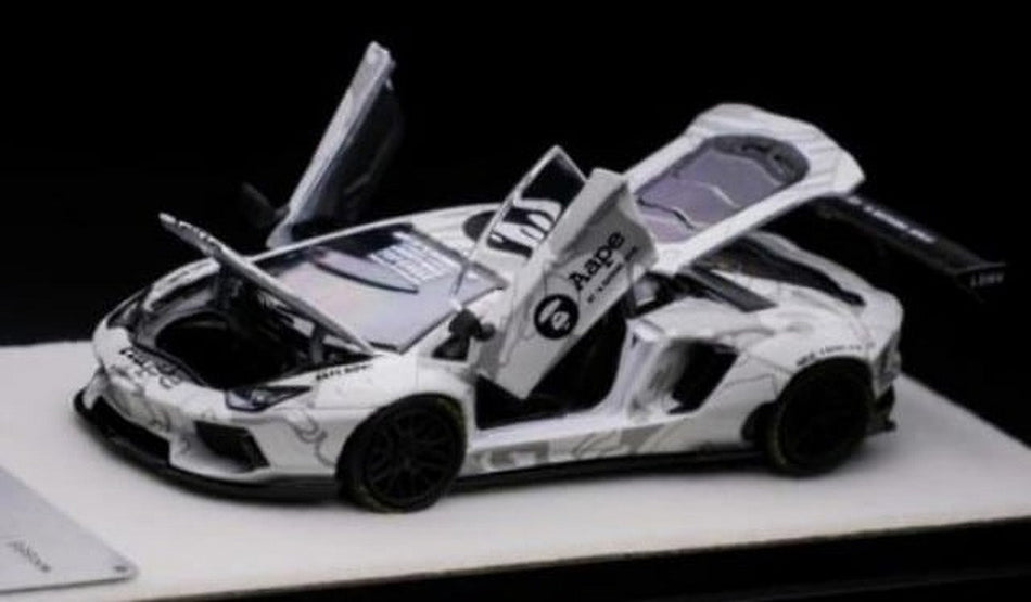 PGM-640404 PGM 1/64 LB LP700 Grey White Fully Openable Limited to 999 pieces