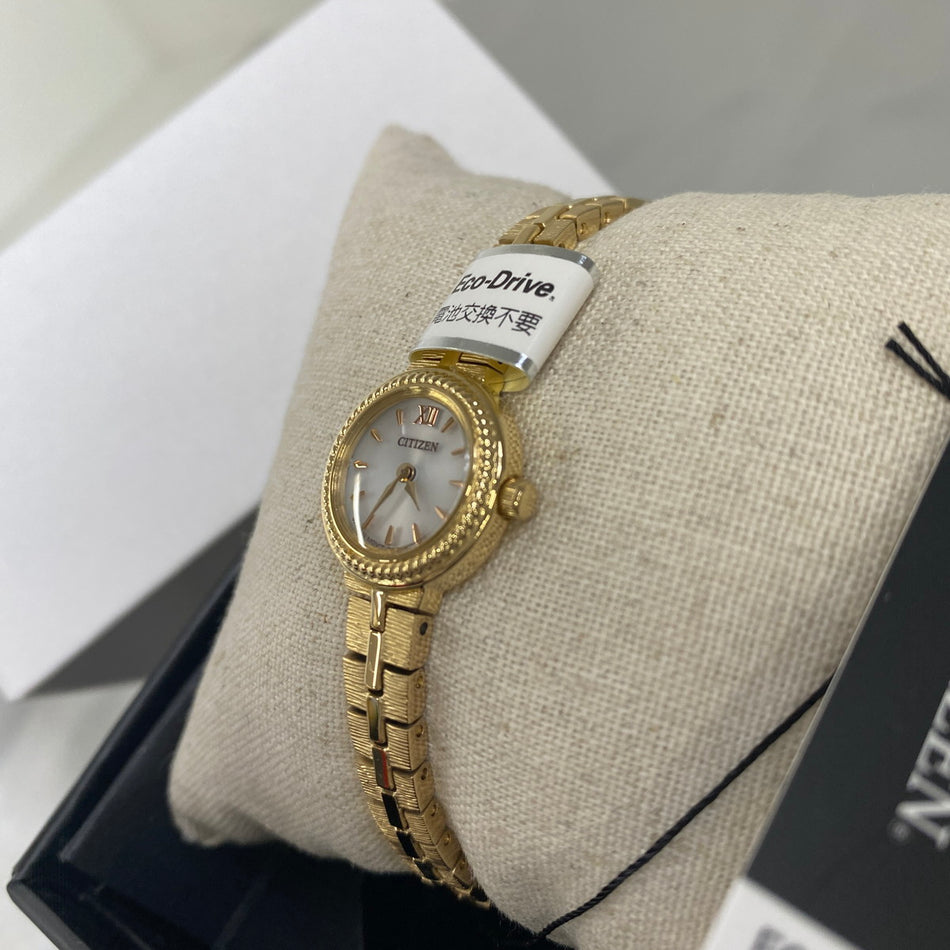 CITIZEN EG2985-56A Wrist watch Kii Eco Drive Silver SS Analog Women Unused