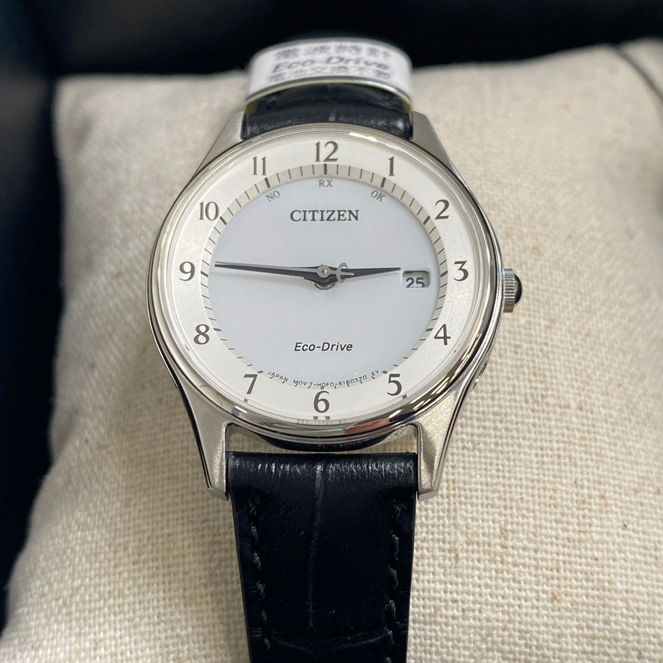 CITIZEN ES0000-10A Wrist watch COLLECTION Eco Drive White SS Analog Women Unused