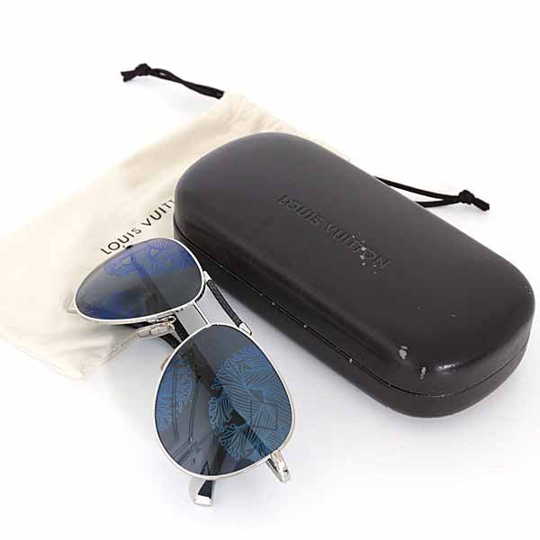 LOUIS VUITTON Conspiracy Pilot Sunglasses by Damier Graphite Nemeth Z2313 gray