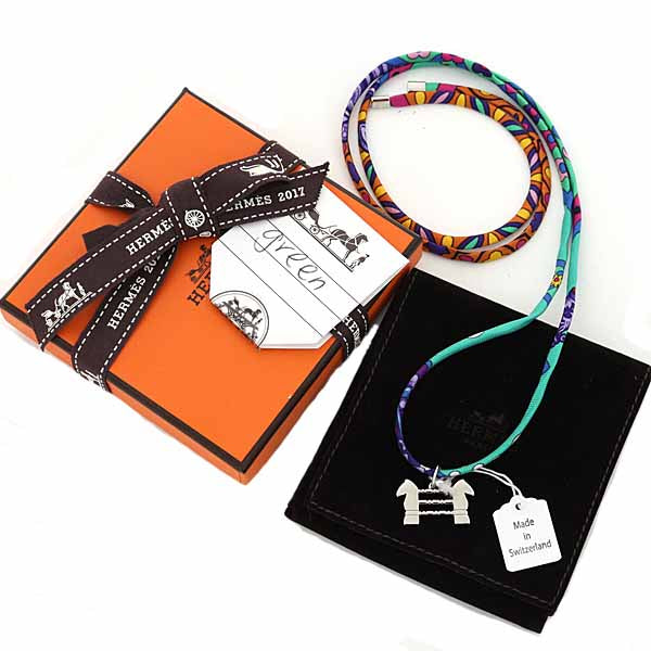 HERMES Necklace・Pendant Saul Hermès Silk Bracelet 2017 Silk green Women