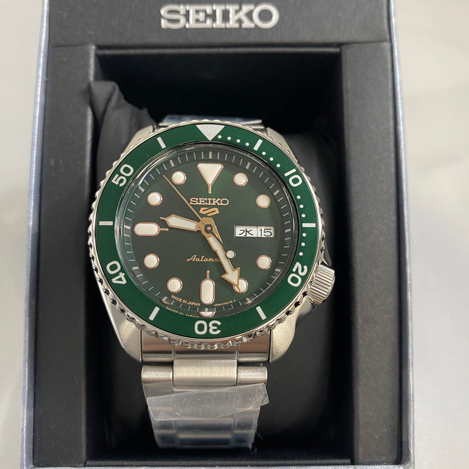 SEIKO SBSA013 Wrist watch 5 SPORTS Automatic Hardlex Green SS Analog Men Unused