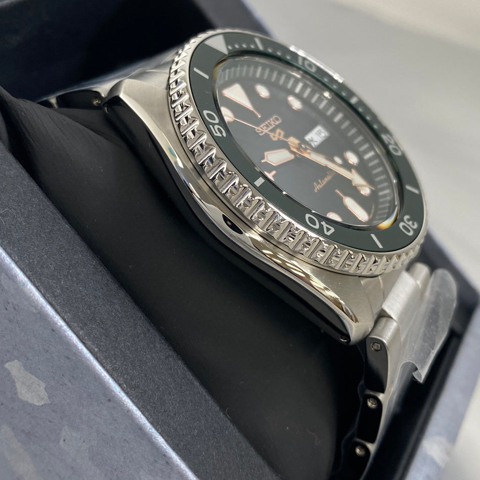 SEIKO SBSA013 Wrist watch 5 SPORTS Automatic Hardlex Green SS Analog Men Unused