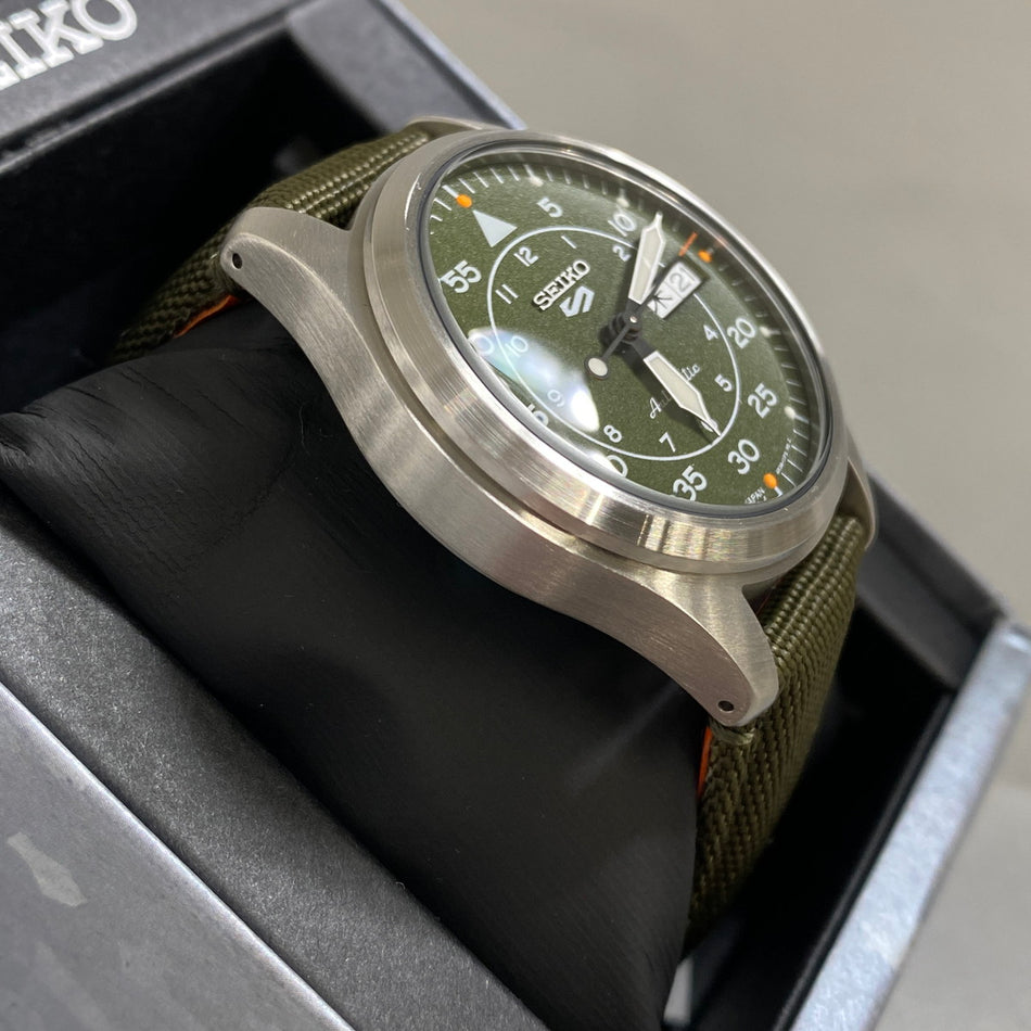 SEIKO SBSA141 Wrist watch 5 SPORTS Automatic Hardlex Khaki SS Analog Men Unused