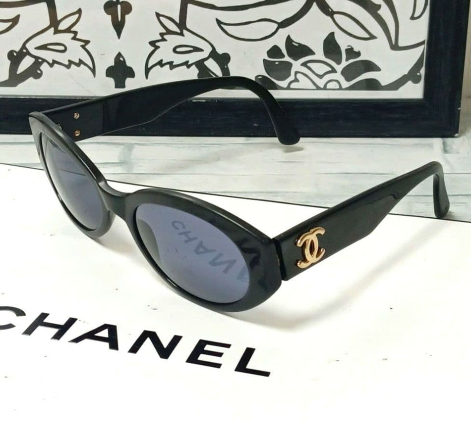CHANEL Sunglasses Black CC Logo Gold-Tone Hardware Wayfarer Style
