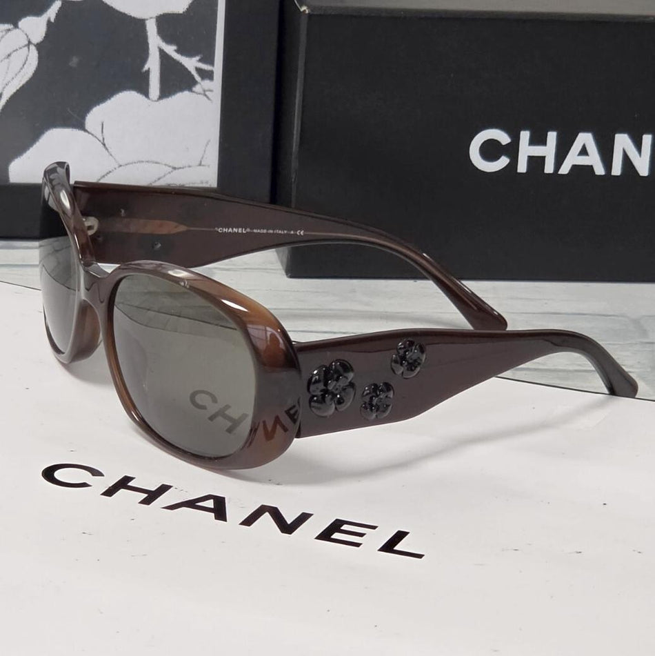 CHANEL Sunglasses Brown, Camellia Motif, CC Logo Authenticated